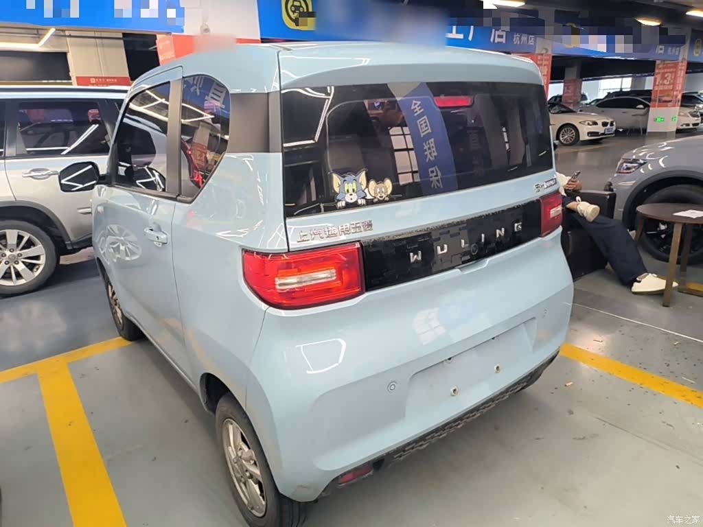 Wuling MINIEV, 2020 все фото