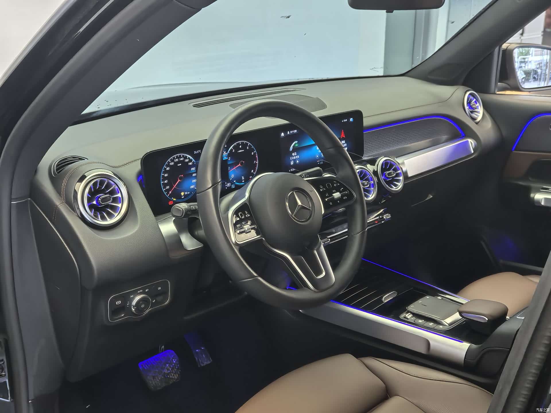 Mercedes-Benz GLB, 2023 12