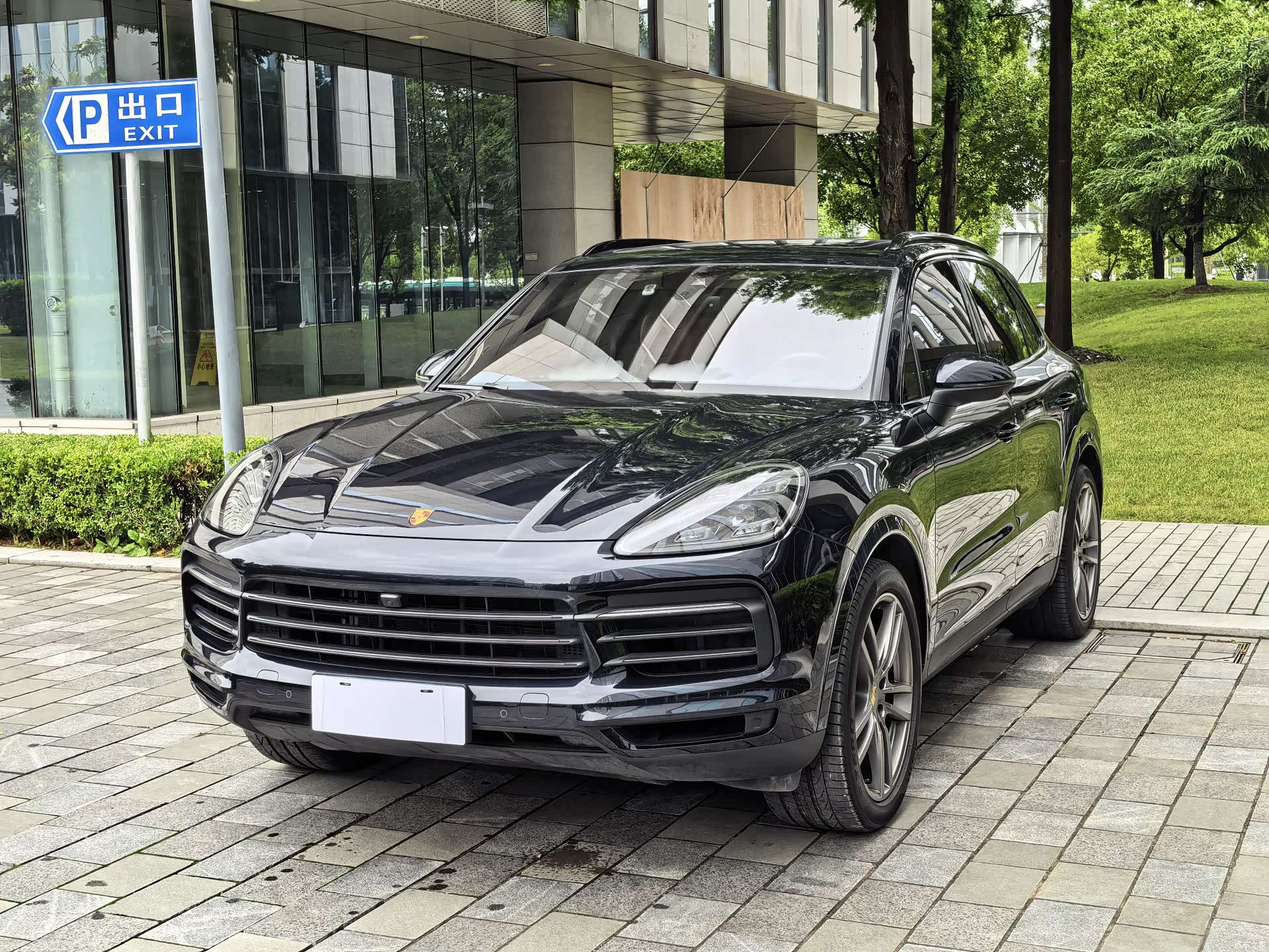 Porsche Cayenne, 2023 1