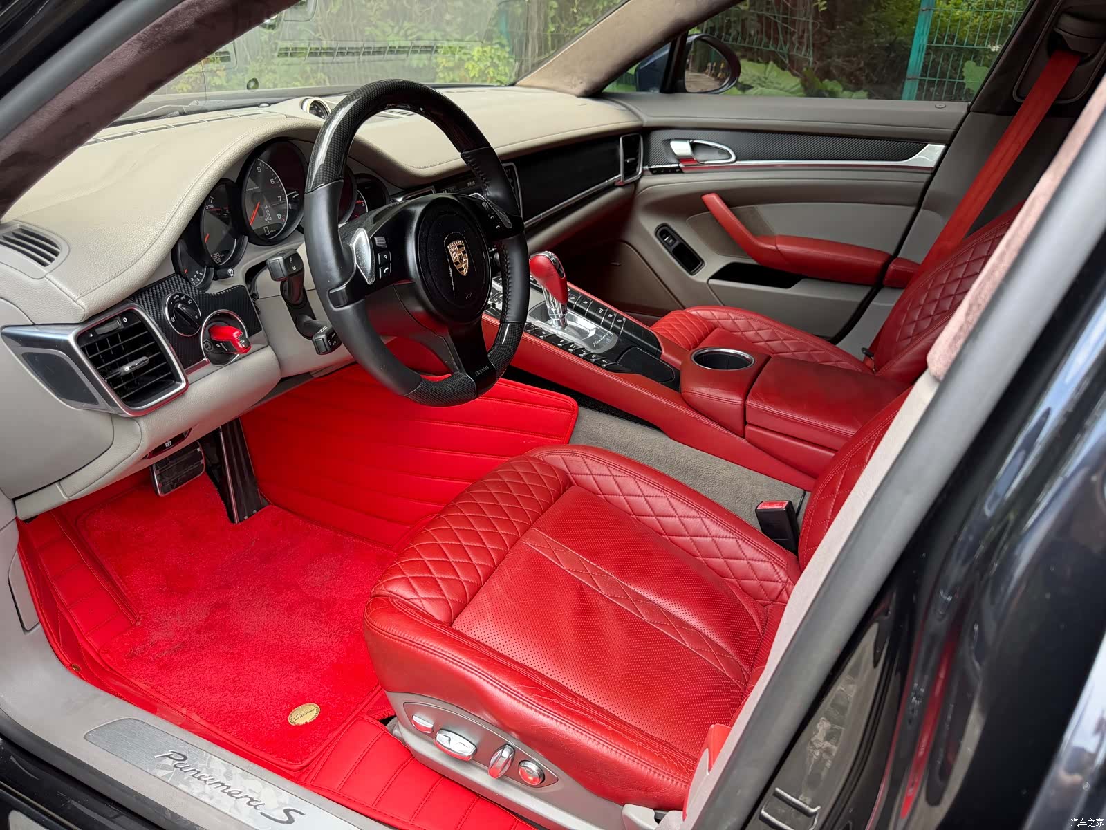 Porsche Panamera, 2011 4