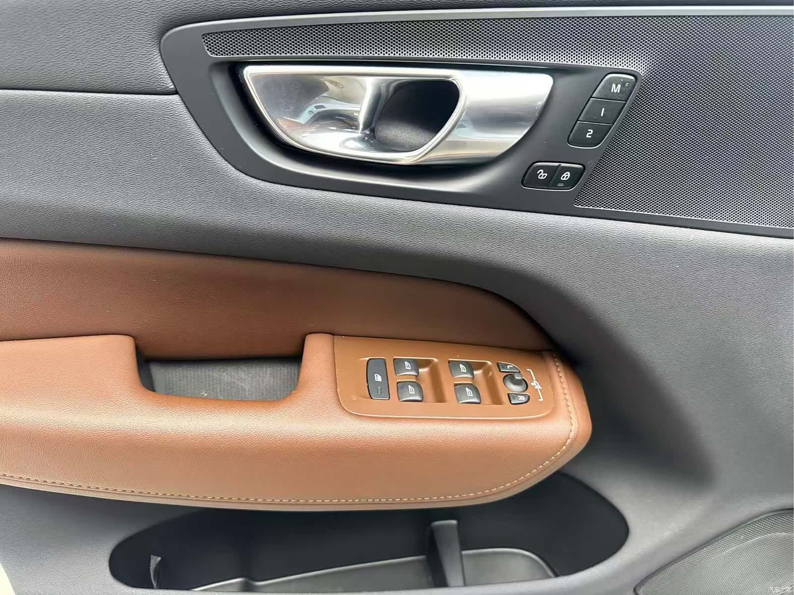 Volvo XC60, 2023 12