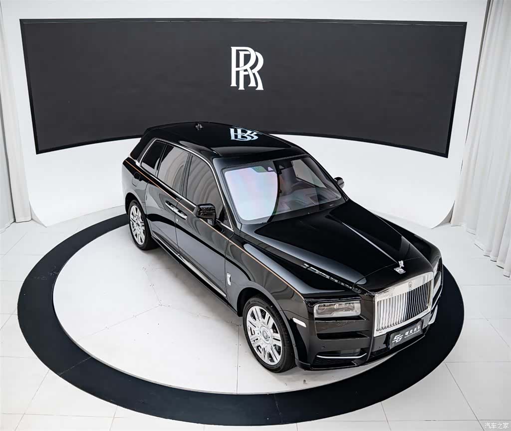 Rolls-Royce Cullinan, 2025 21