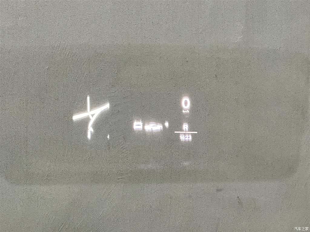 Li Auto MEGA, 2025 17