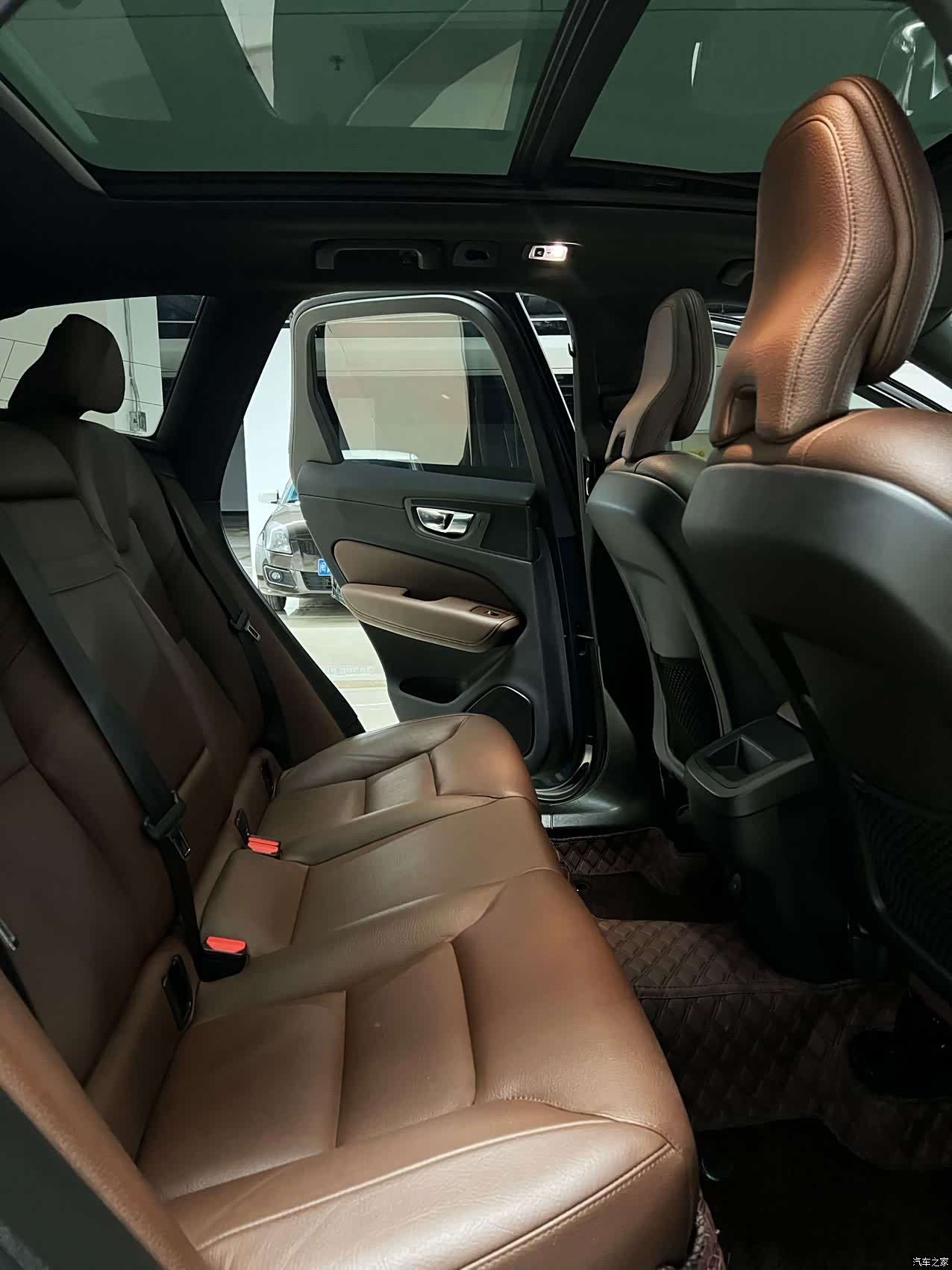 Volvo XC60, 2021 3