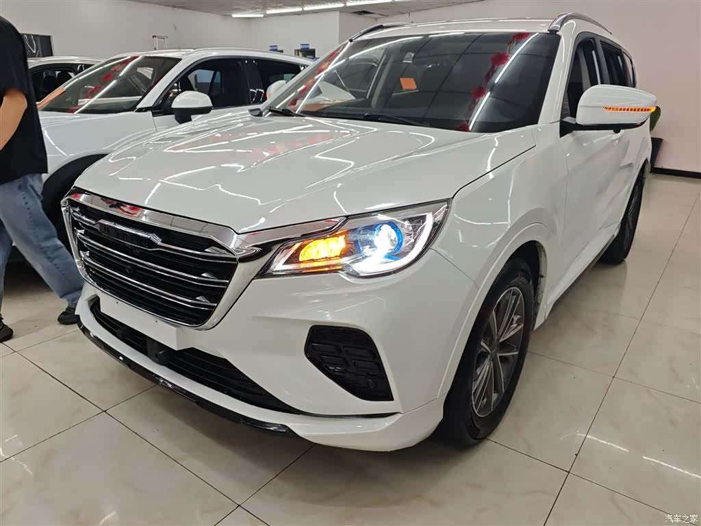 Jetour X70, 2021 1