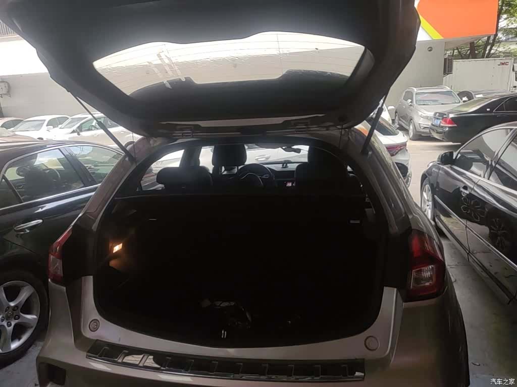 Geely X3, 2019 19
