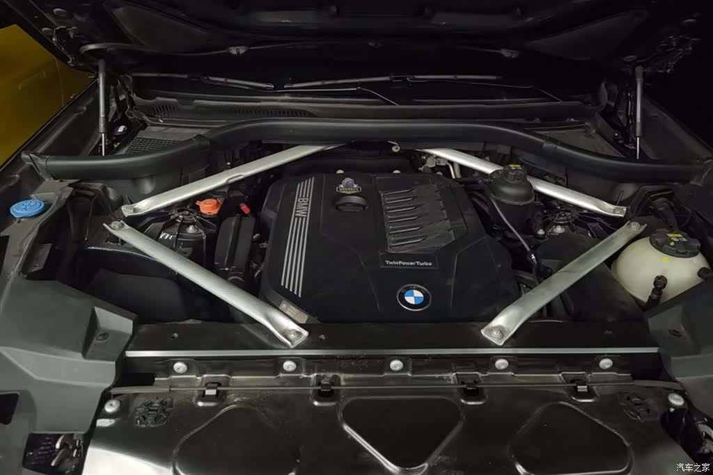 BMW X5, 2020 10