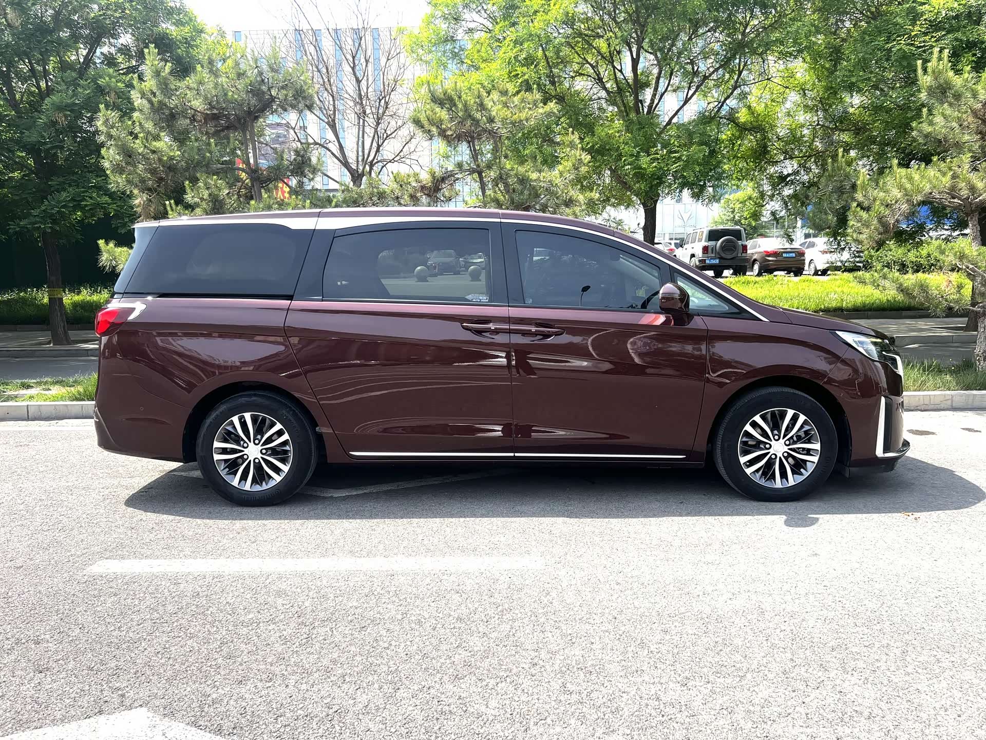 Buick GL8, 2023 7