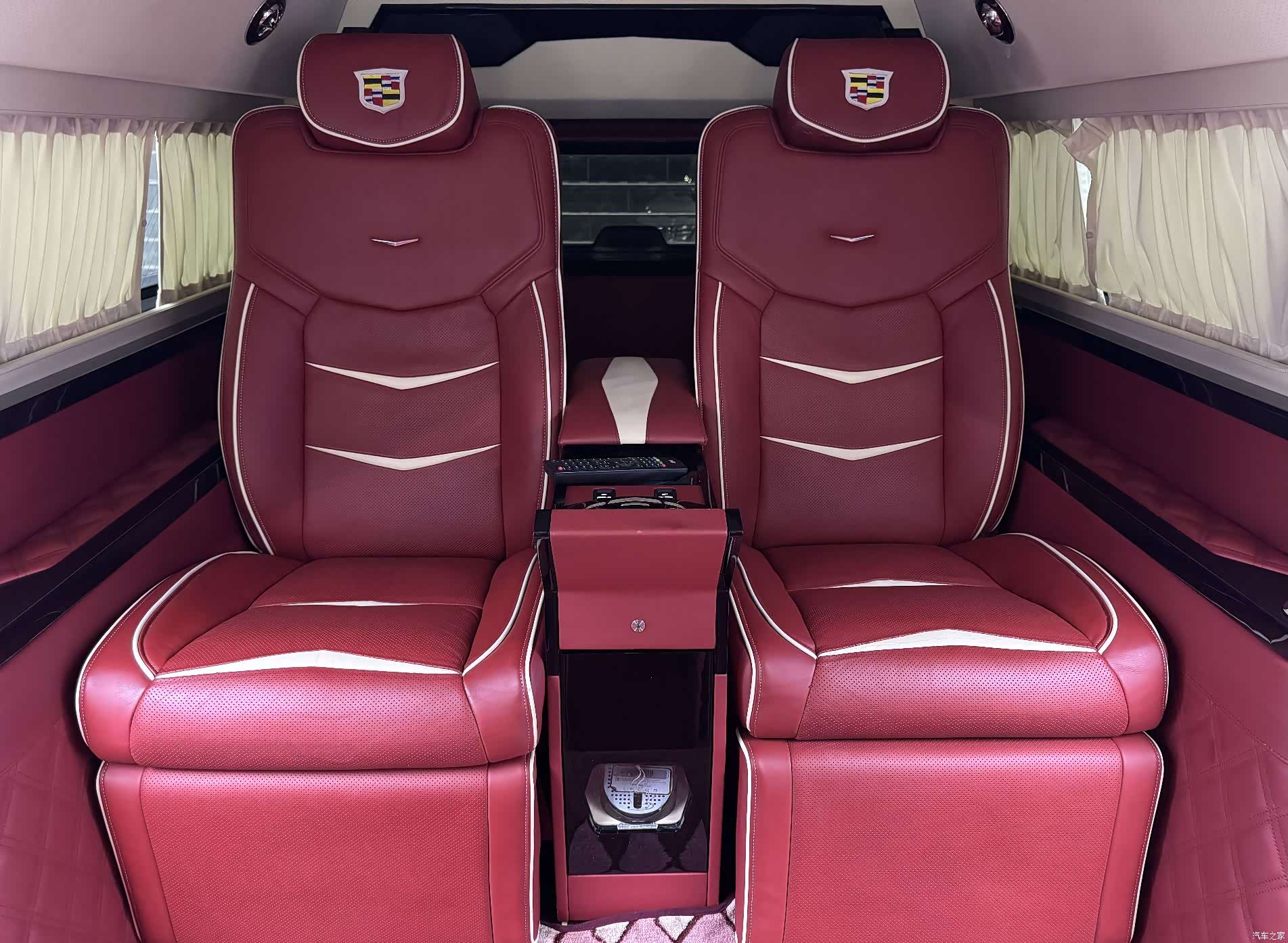 Cadillac Escalade, 2018 18