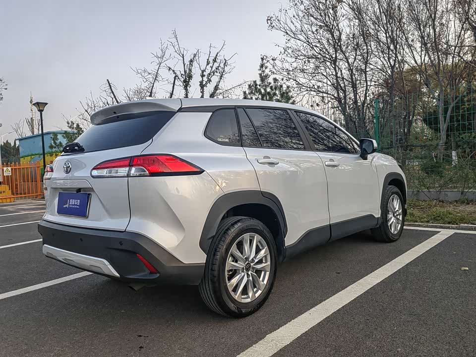 Toyota Corolla Sharp amplifier