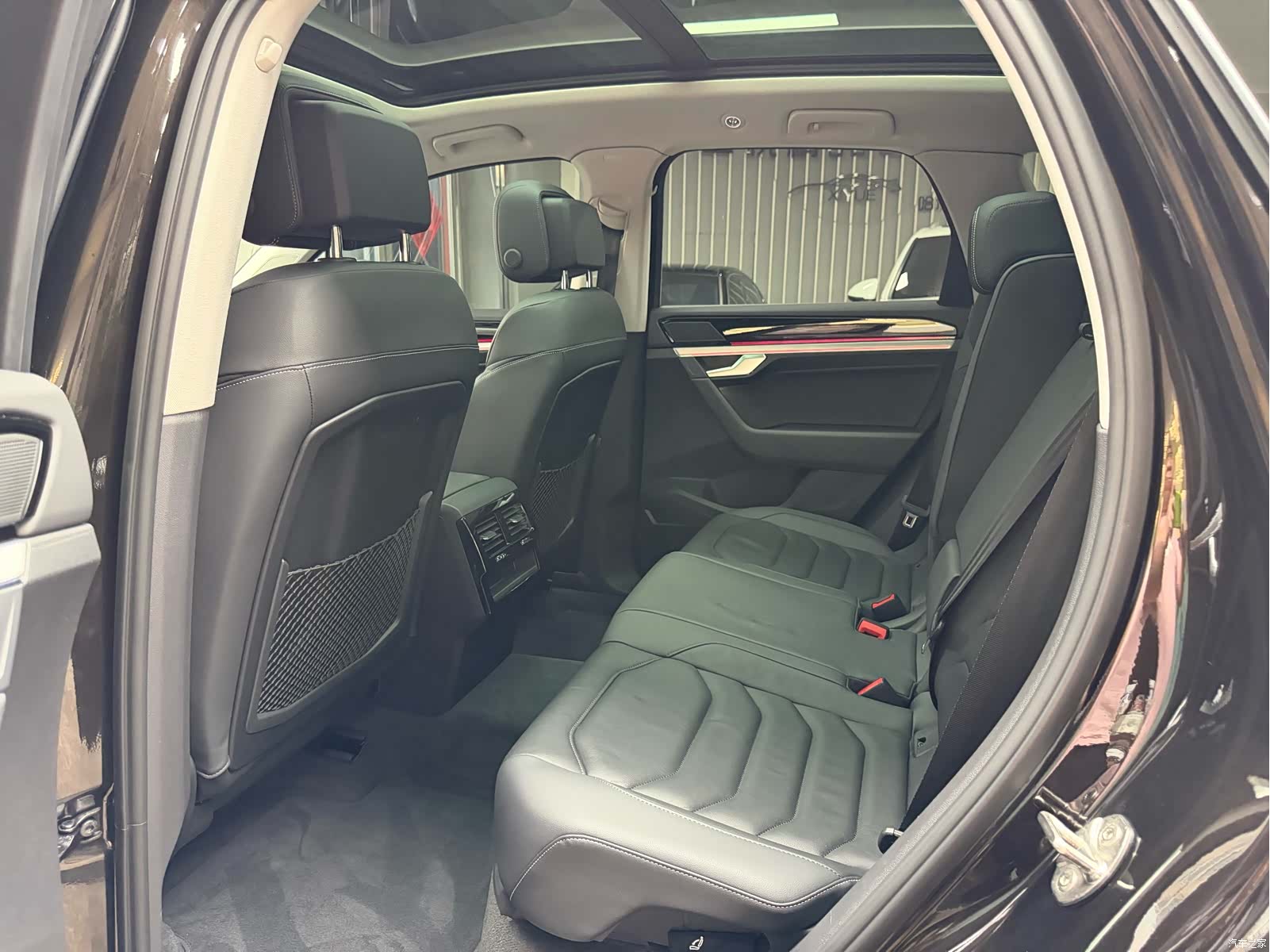 Volkswagen Touareg, 2019 16