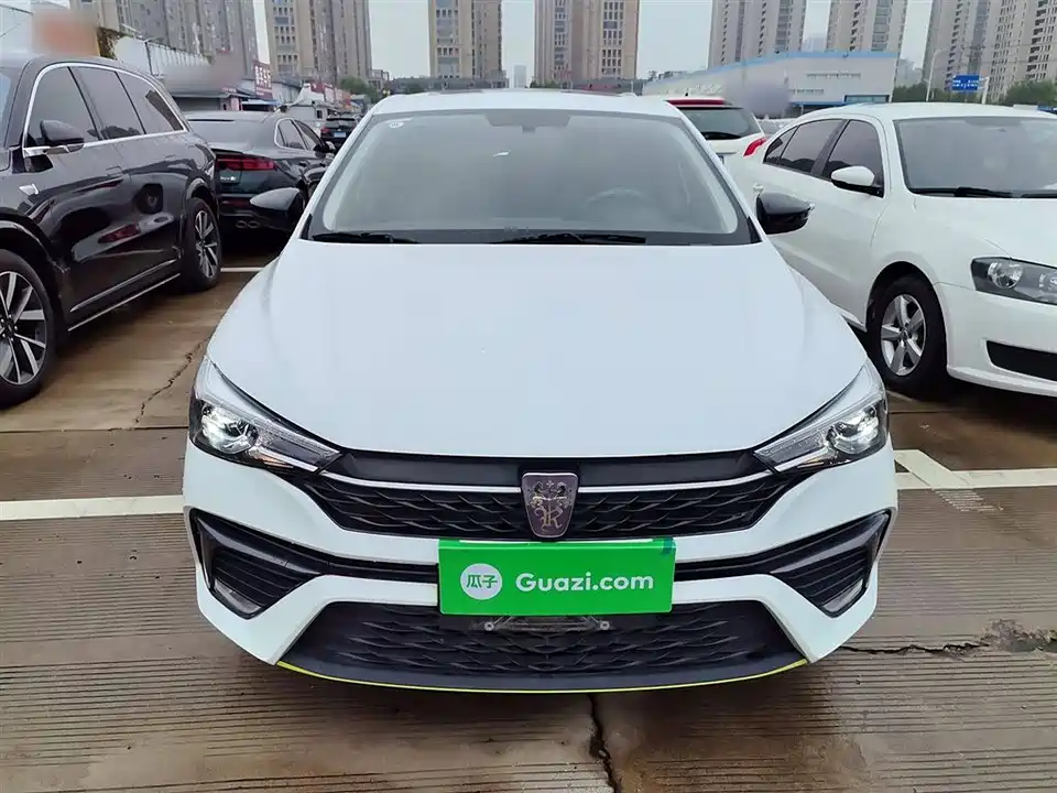 Roewe i5