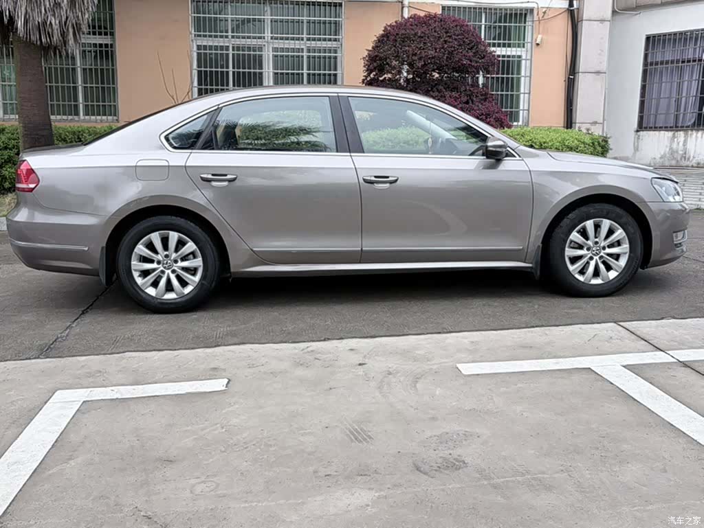 Volkswagen Passat, 2014 6