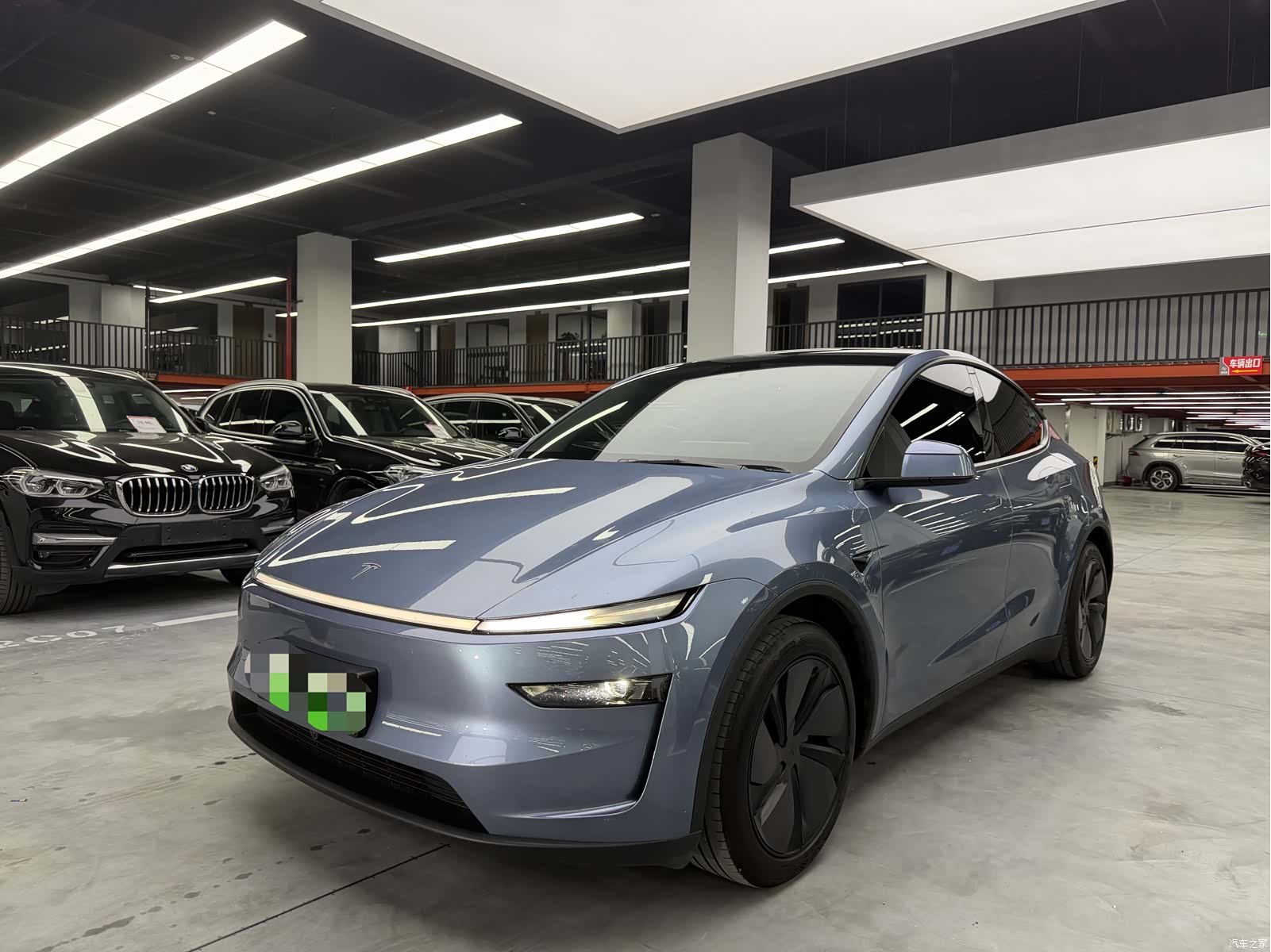 Tesla Model Y, 2025 1