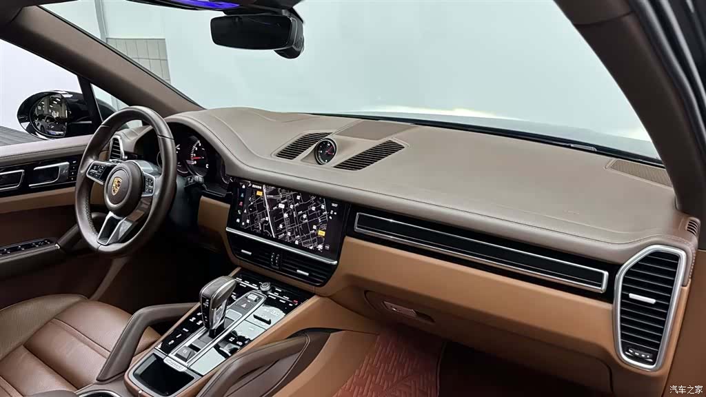 Porsche Cayenne, 2023 11