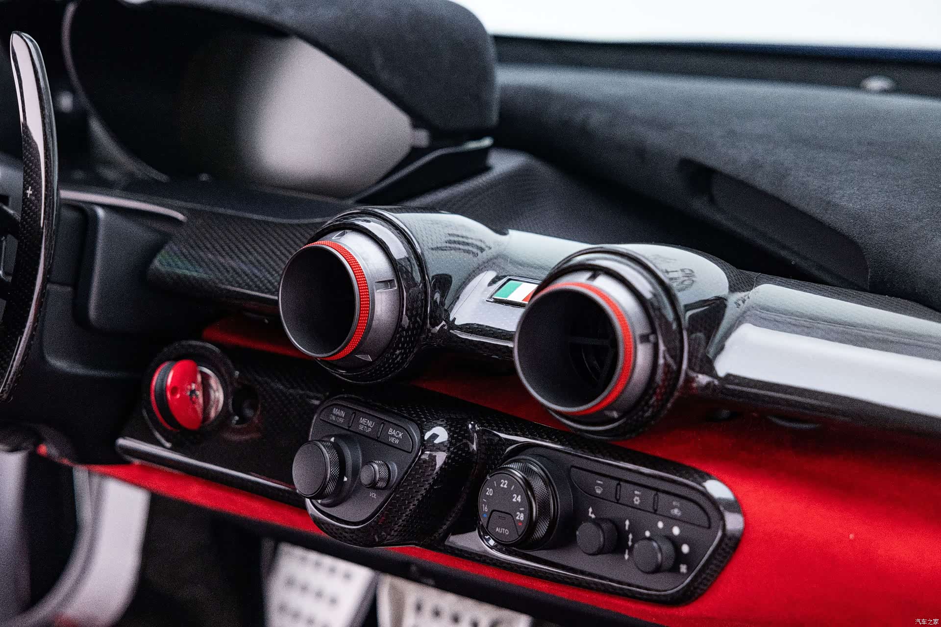 Ferrari LaFerrari, 2015 8