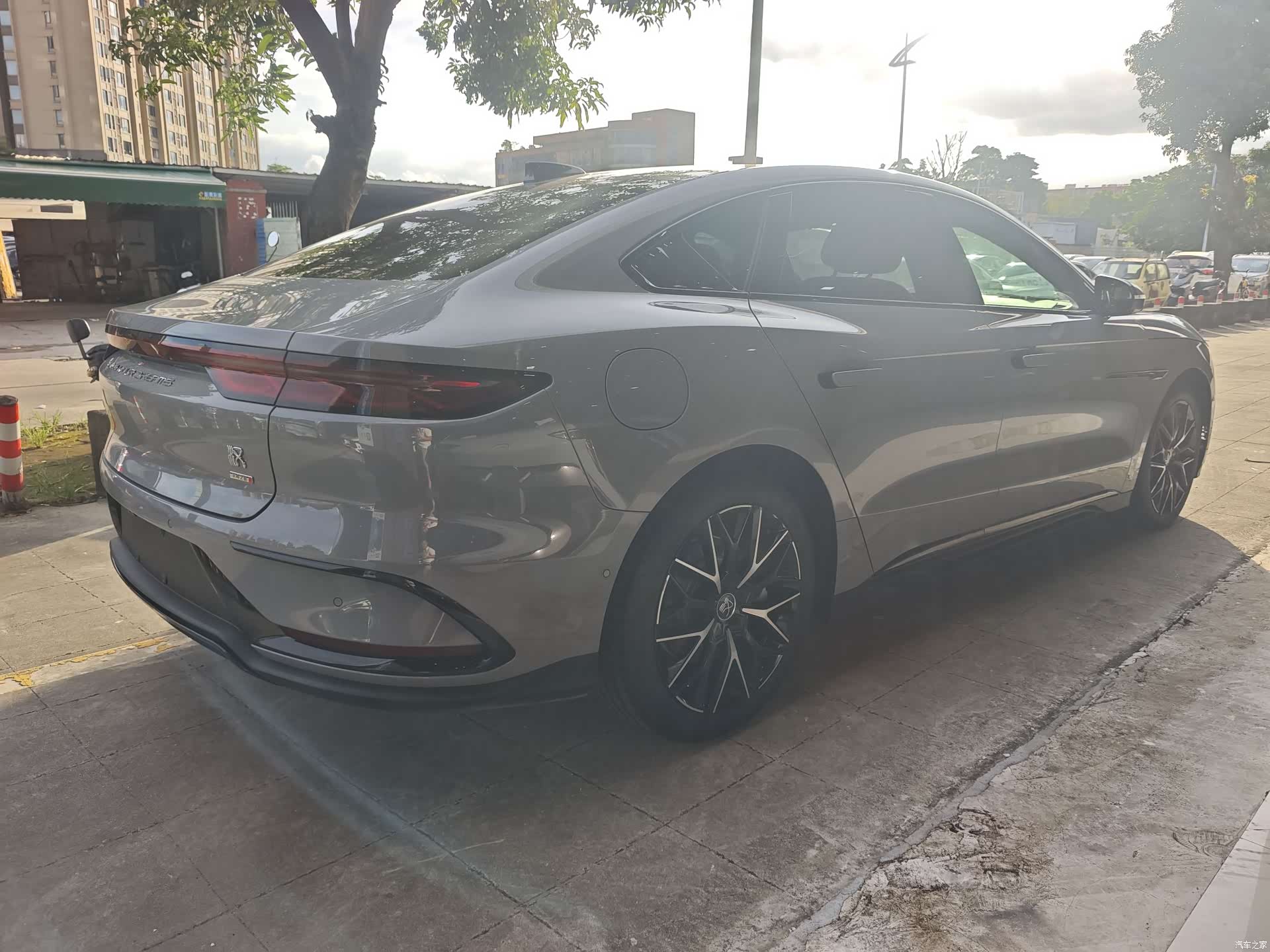 BYD Han, 2025 4
