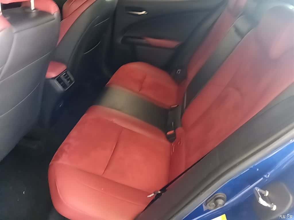 Lexus UX, 2019 17