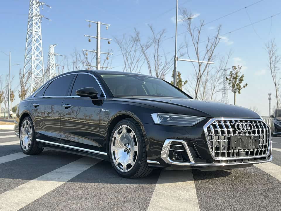 Audi A8