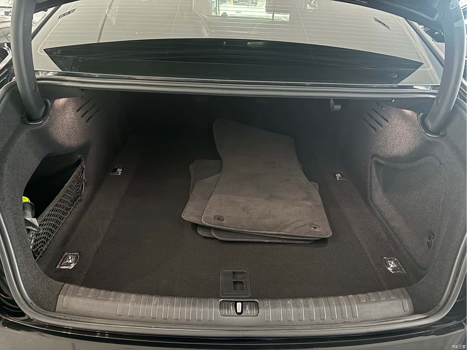 Audi A6L, 2022 9