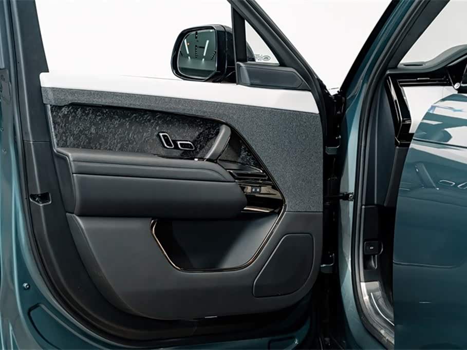 Land Rover Range Rover Sport Land Rover Range Rover Sport