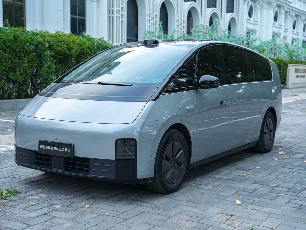 Li Auto MEGA