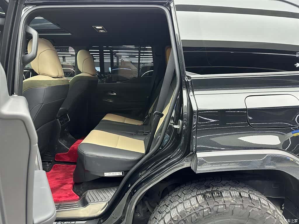 Lexus GX, 2025 7