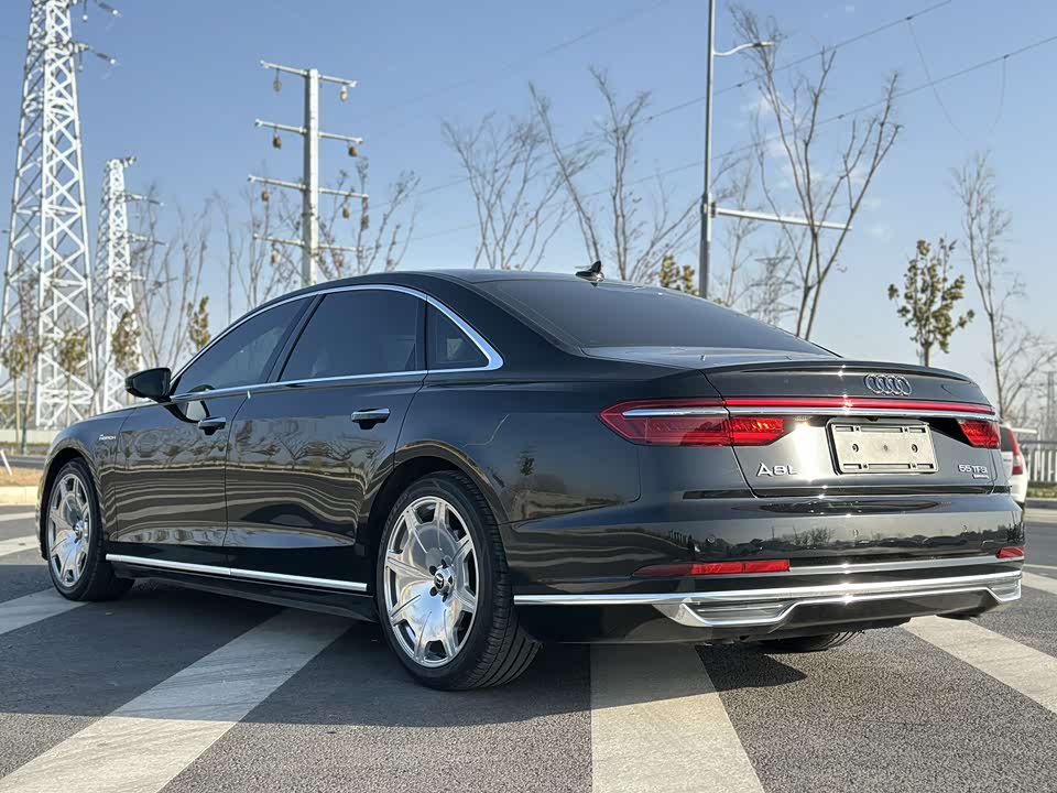 Audi A8