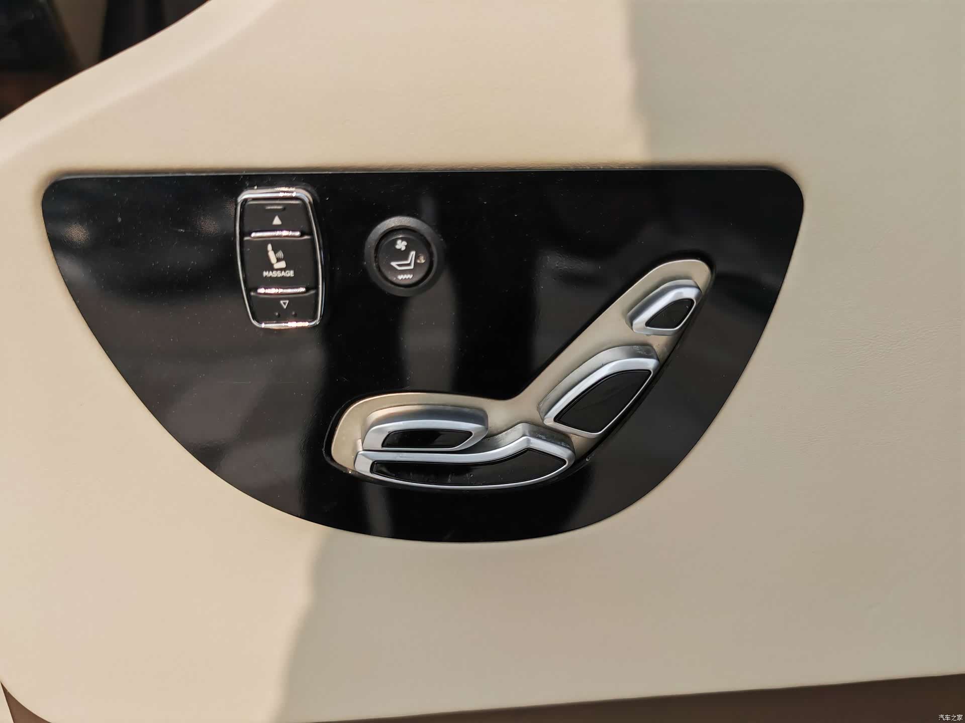 Mercedes-Benz V-Class, 2019 27