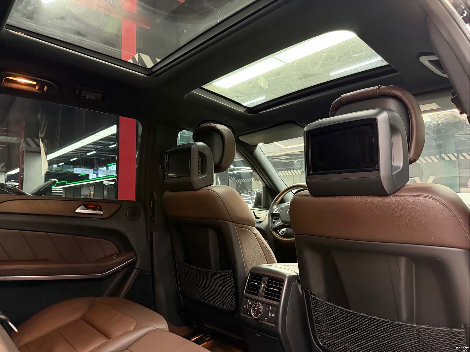 Mercedes-Benz GL-Class, 2015 26