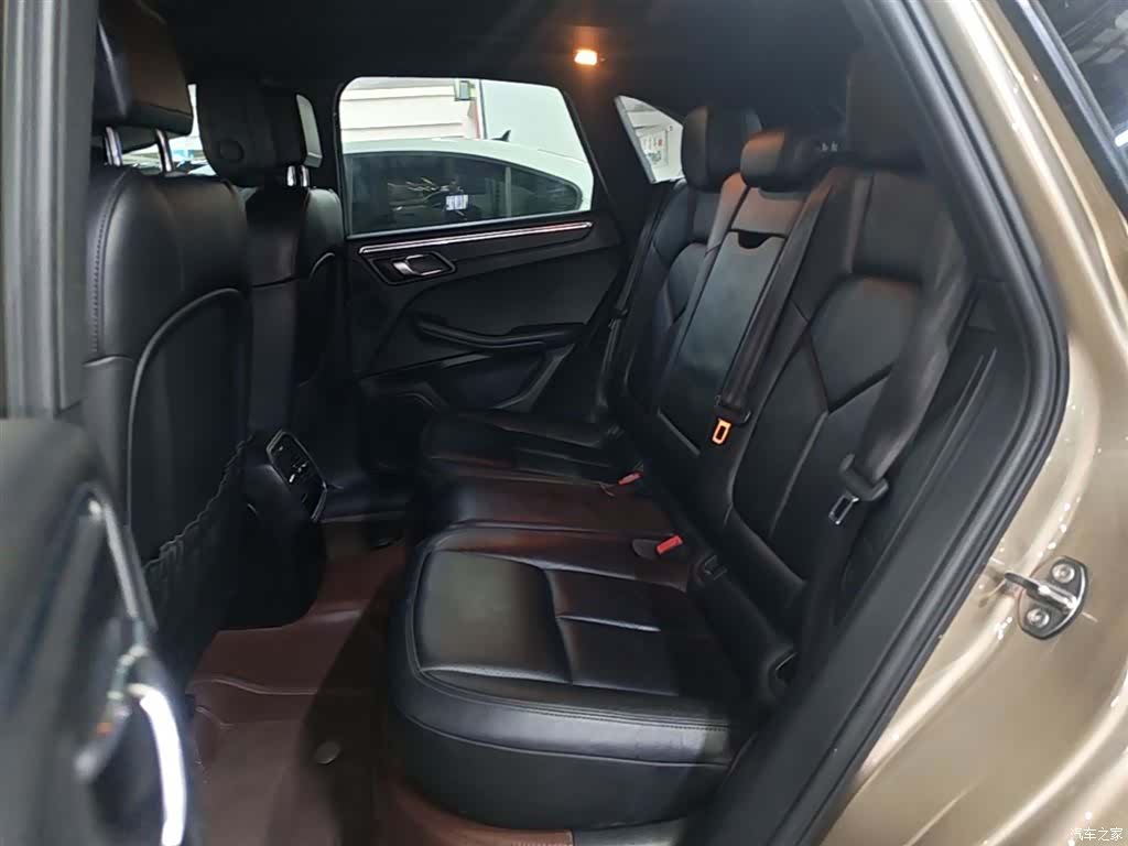Porsche Macan, 2016 17