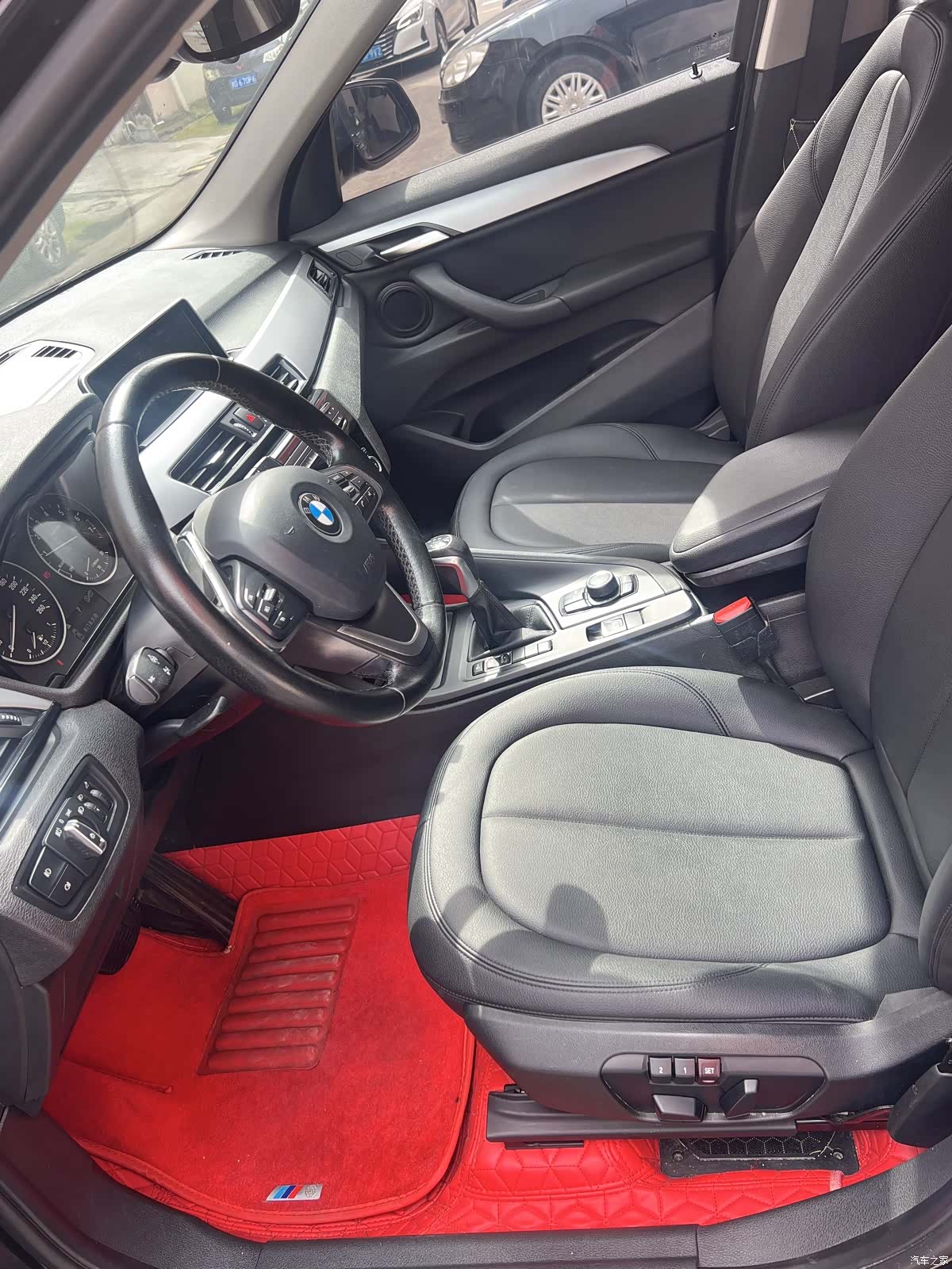 BMW X1, 2017 все фото