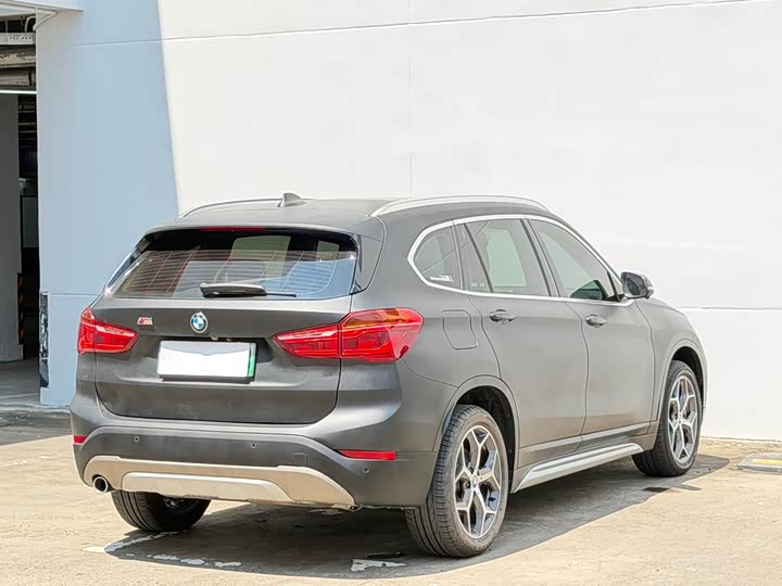 BMW X1 xin neng yuan 2019 xDrive25Le Люкс