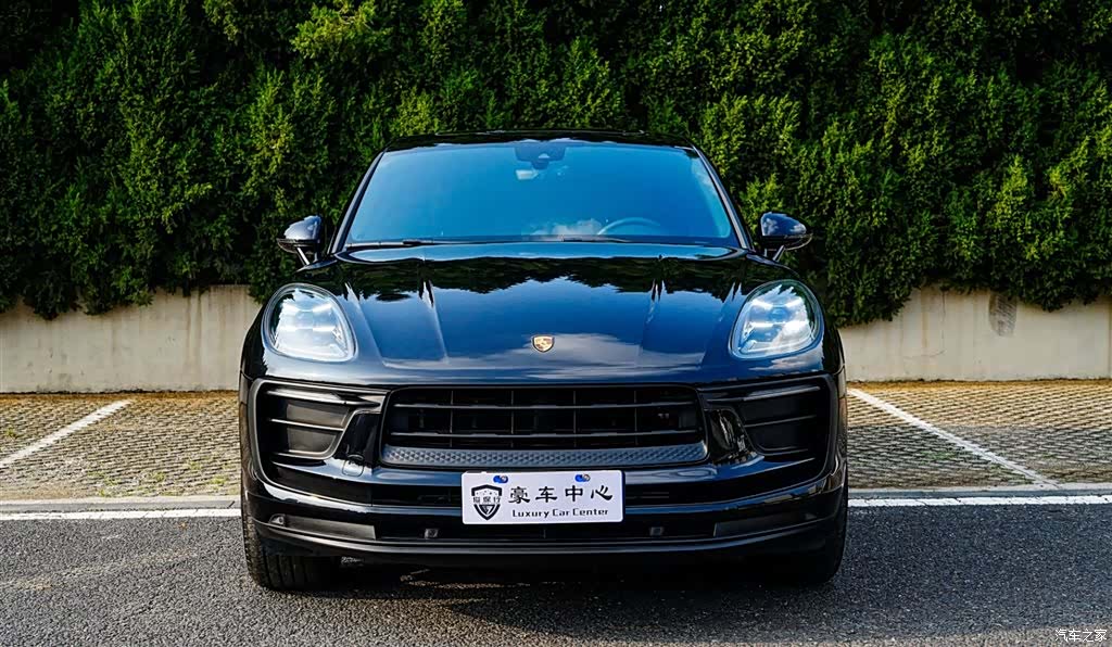 Porsche Macan, 2025 2