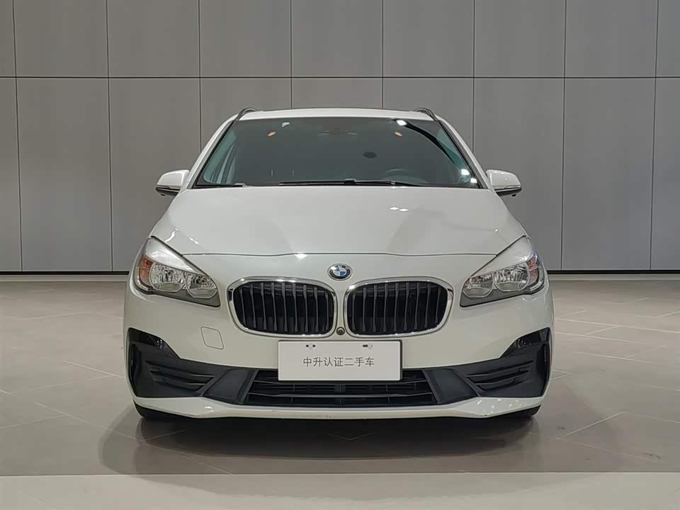 BMW 2 series station wagon