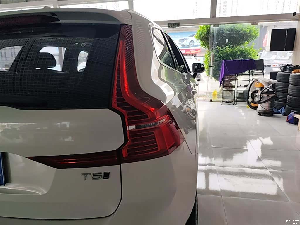 Volvo XC60, 2018 8