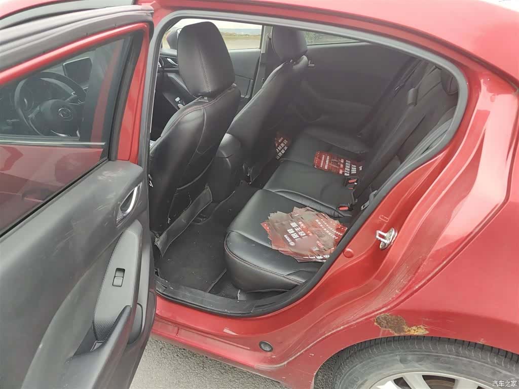 Mazda Mazda3, 2016 14