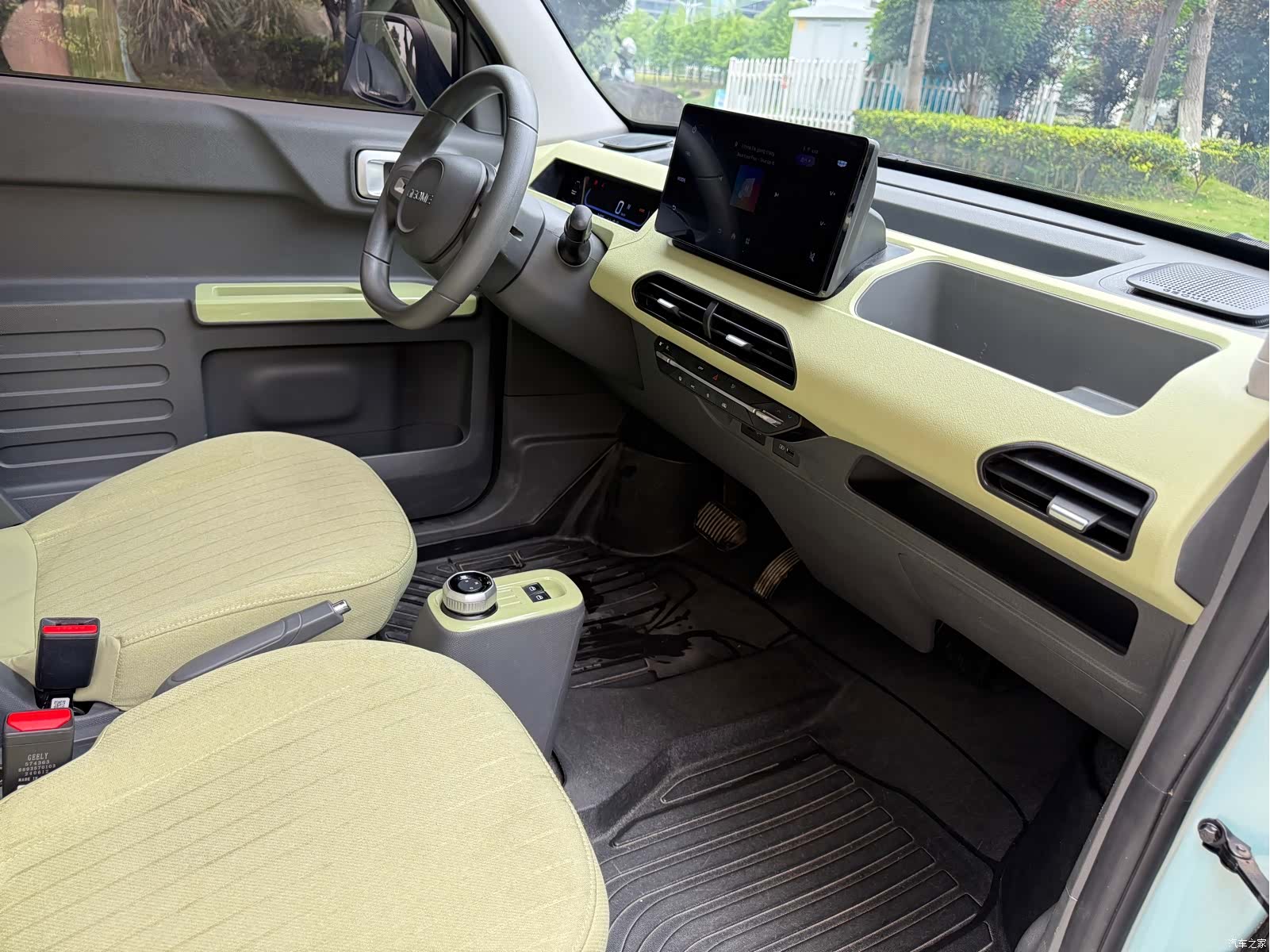 Geely Panda, 2024 6