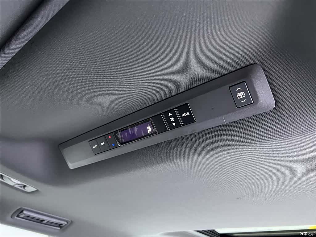 Toyota Granvia, 2024 23