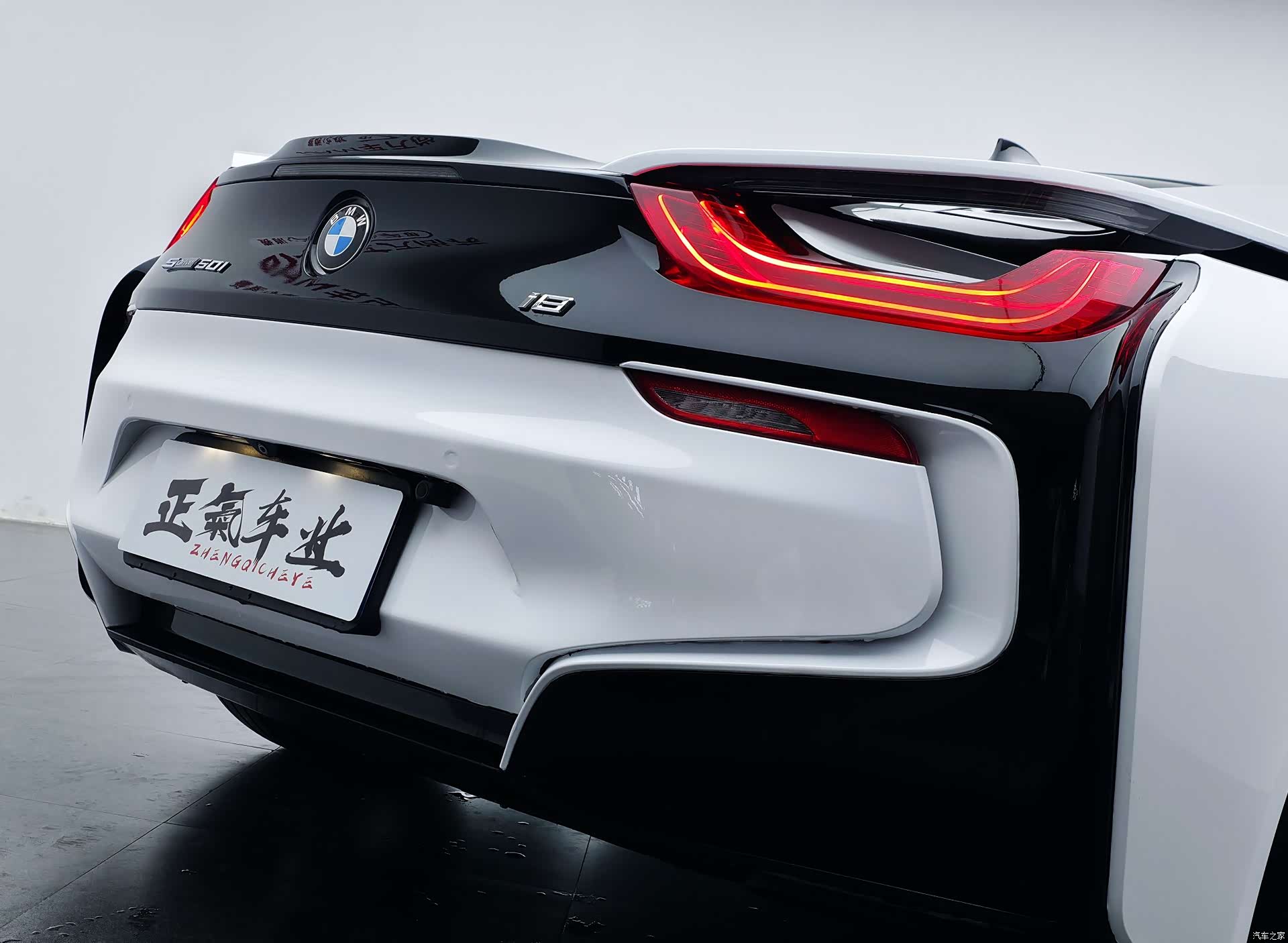 BMW i8, 2017 16