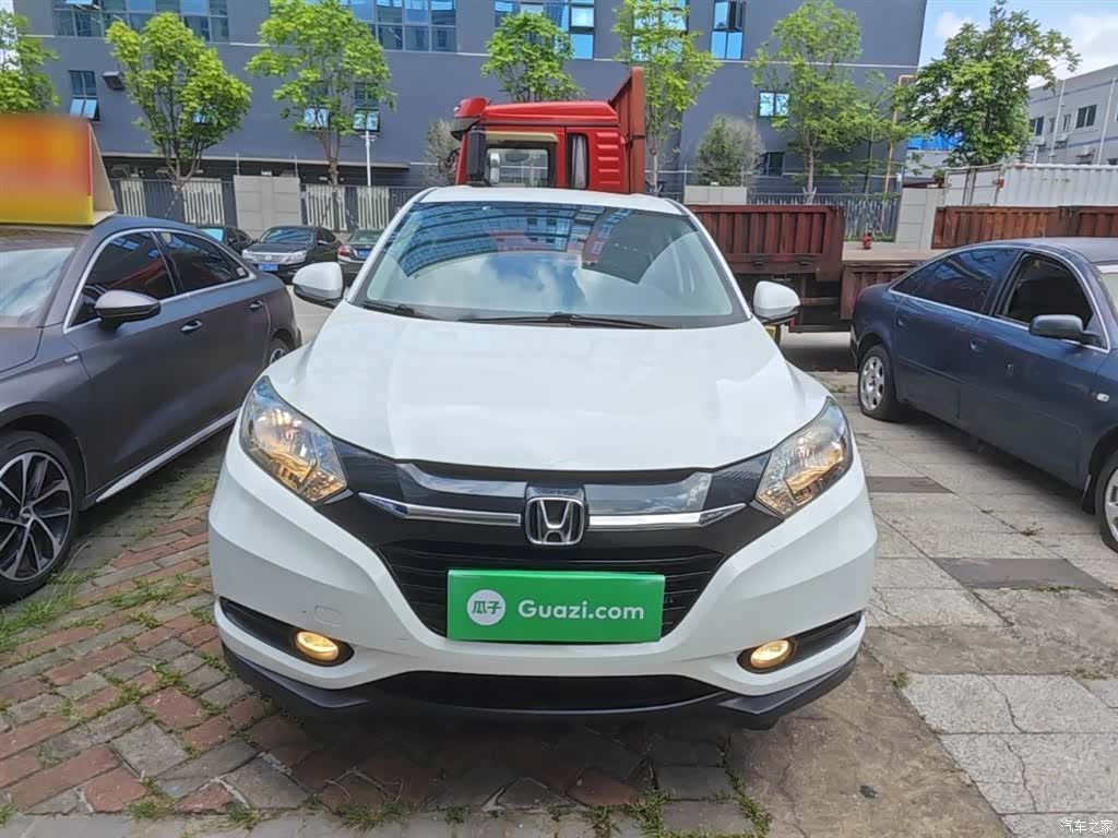 Honda Vezel, 2016 3