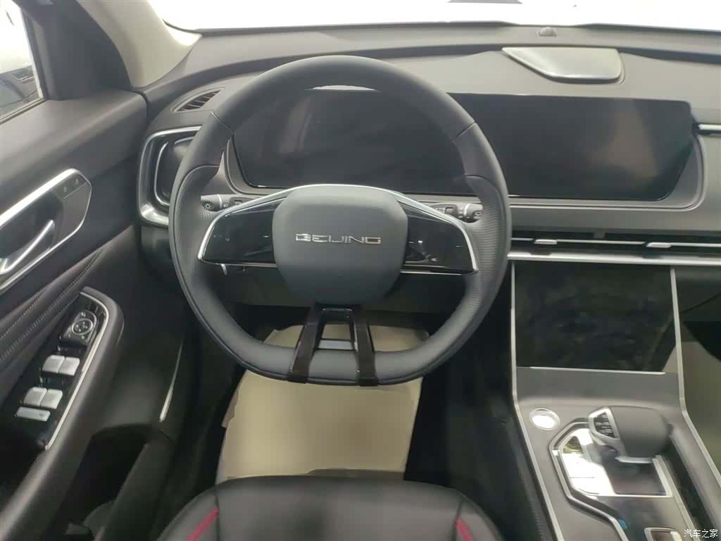 BAIC X7, 2025 11
