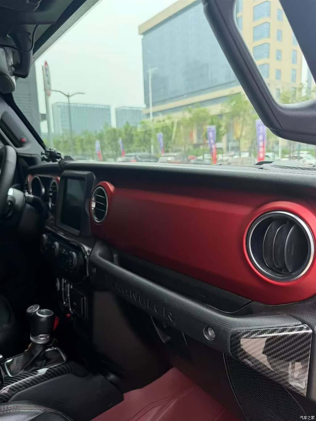 Jeep Wrangler, 2019 10