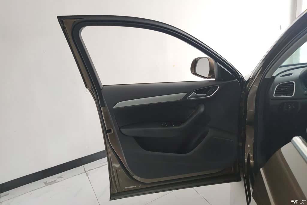 Audi Q3, 2016 7