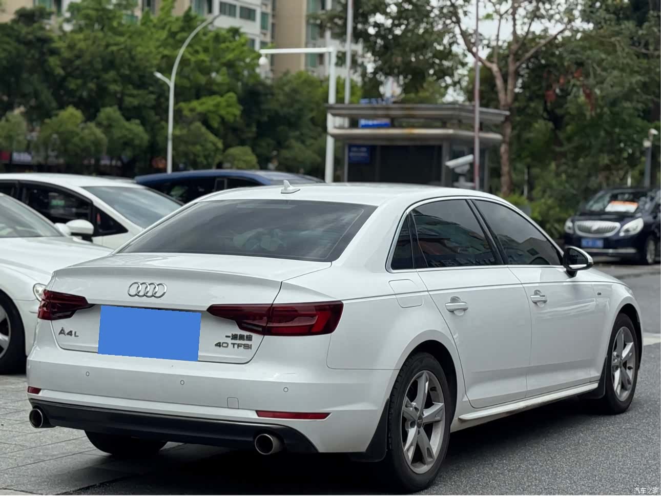 Audi A4L, 2019 9