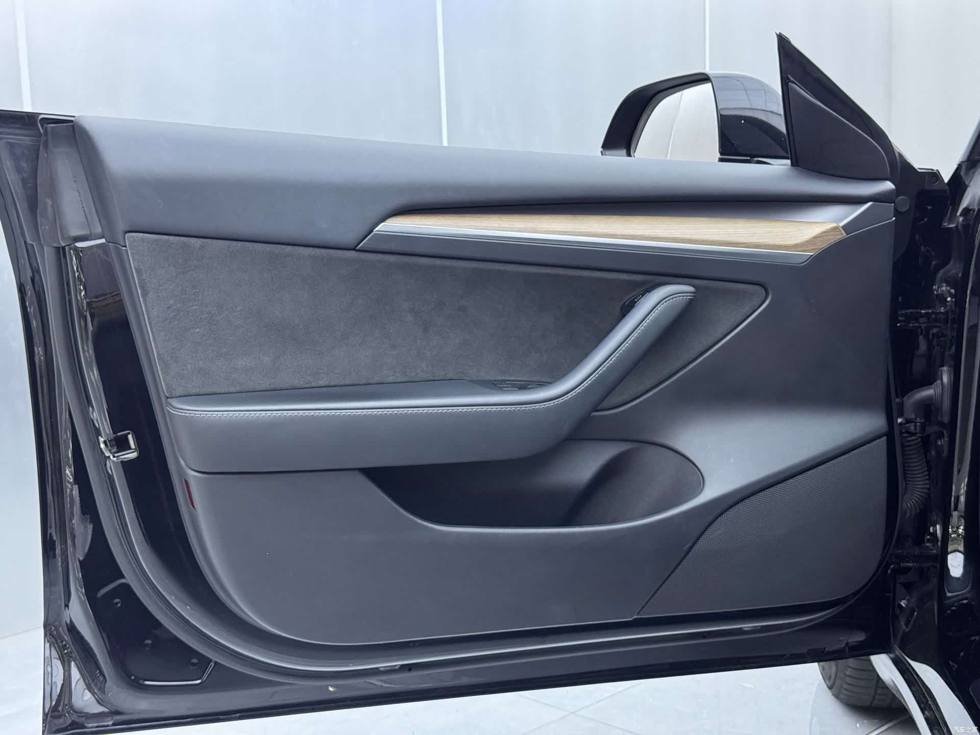 Tesla Model 3, 2022 9
