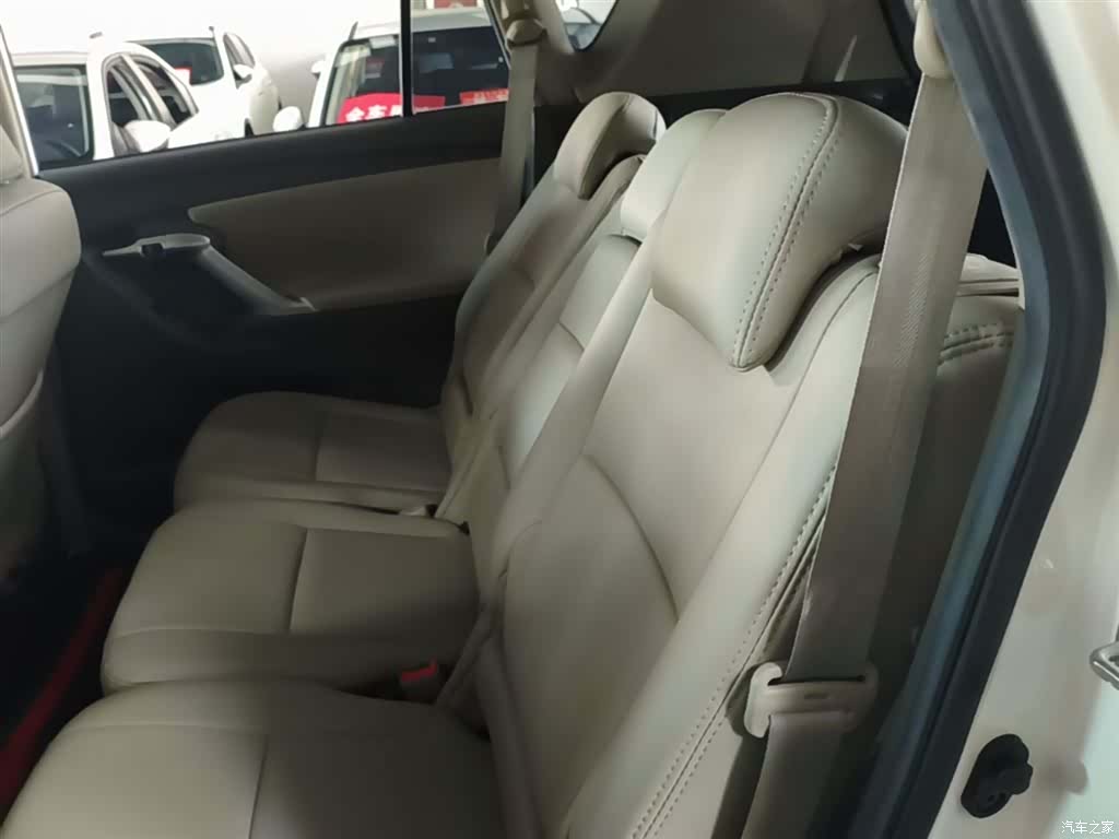 Toyota 180E, 2015 17