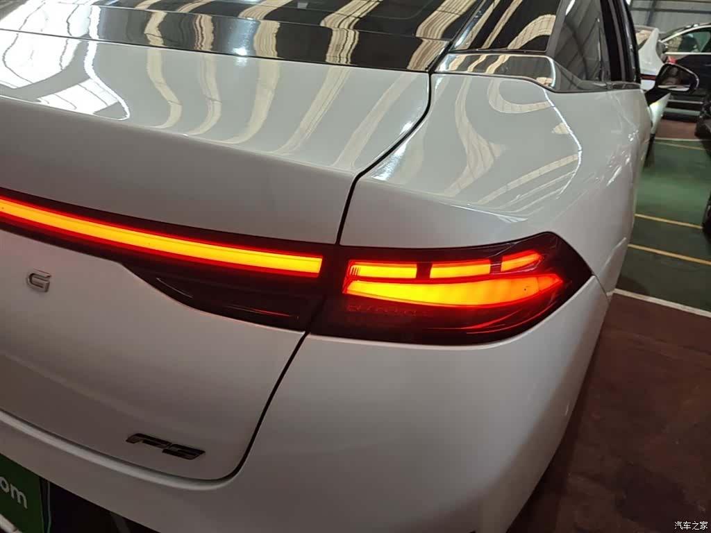 Xpeng P5, 2022 8
