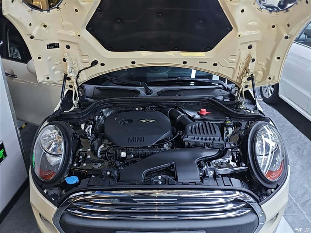 Mini ONE, 2016 20