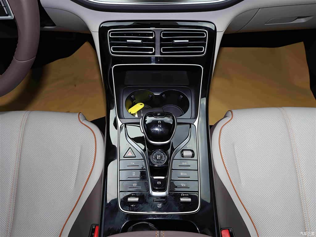 BYD Qin, 2024 13